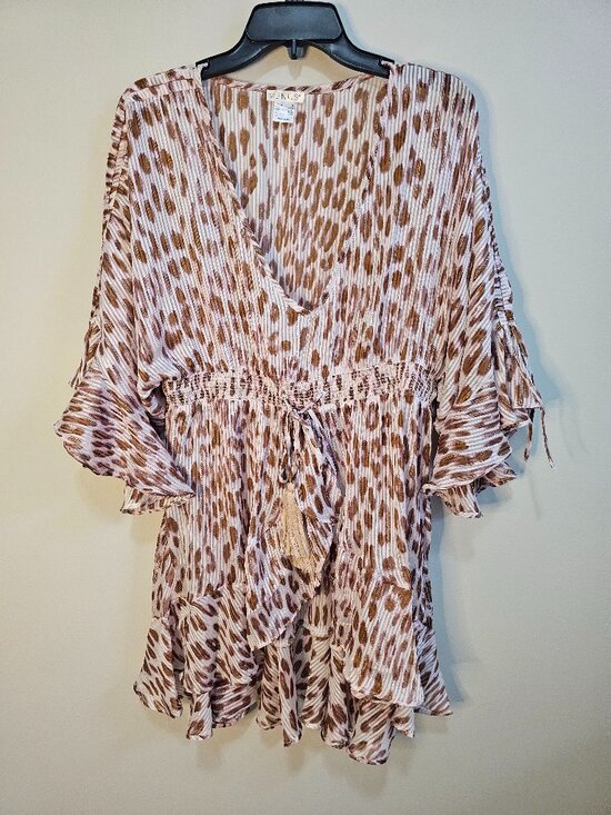VENUS Tops - Venus Classic Cheetah Print Kimono Top Sz M